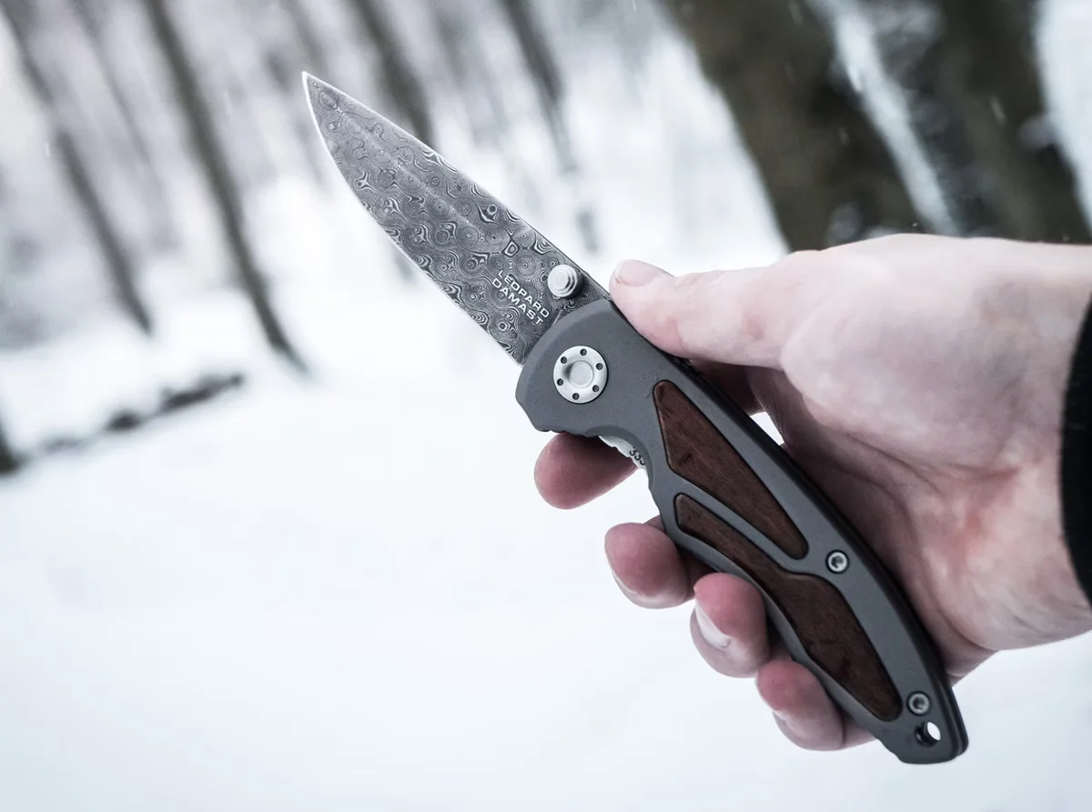 Böker Solingen Nóż Składany Leopard-Damast I - Stal z Lufy Czołgu — zdjęcie 5