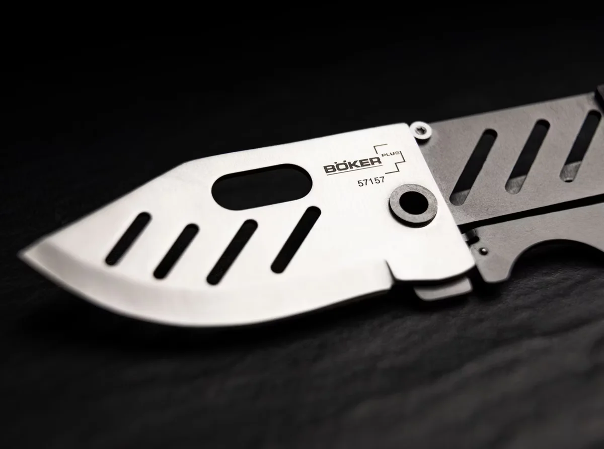 Böker Plus Credit Card Knife - Nóż Składany do Portfela — zdjęcie 3