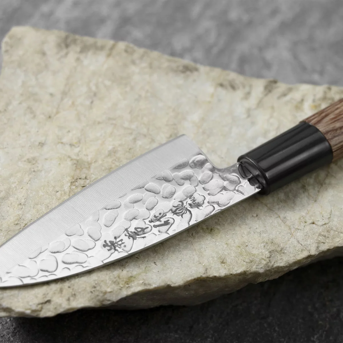 Kanetsune 950 DSR-1K6 Nóż Mini Deba 10,5 cm — zdjęcie 3