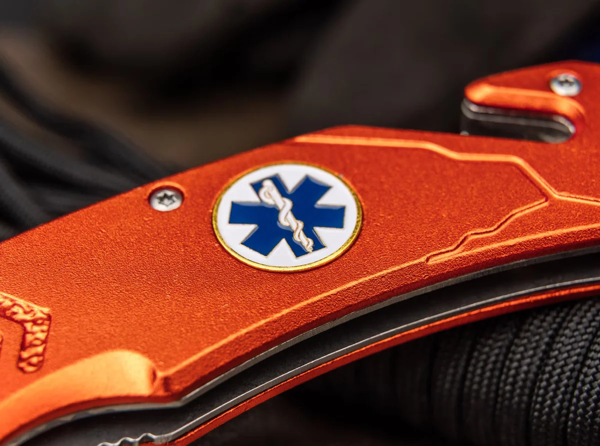 Nóż Boker Magnum EMS Rescue - Ratowniczy Składany — zdjęcie 6
