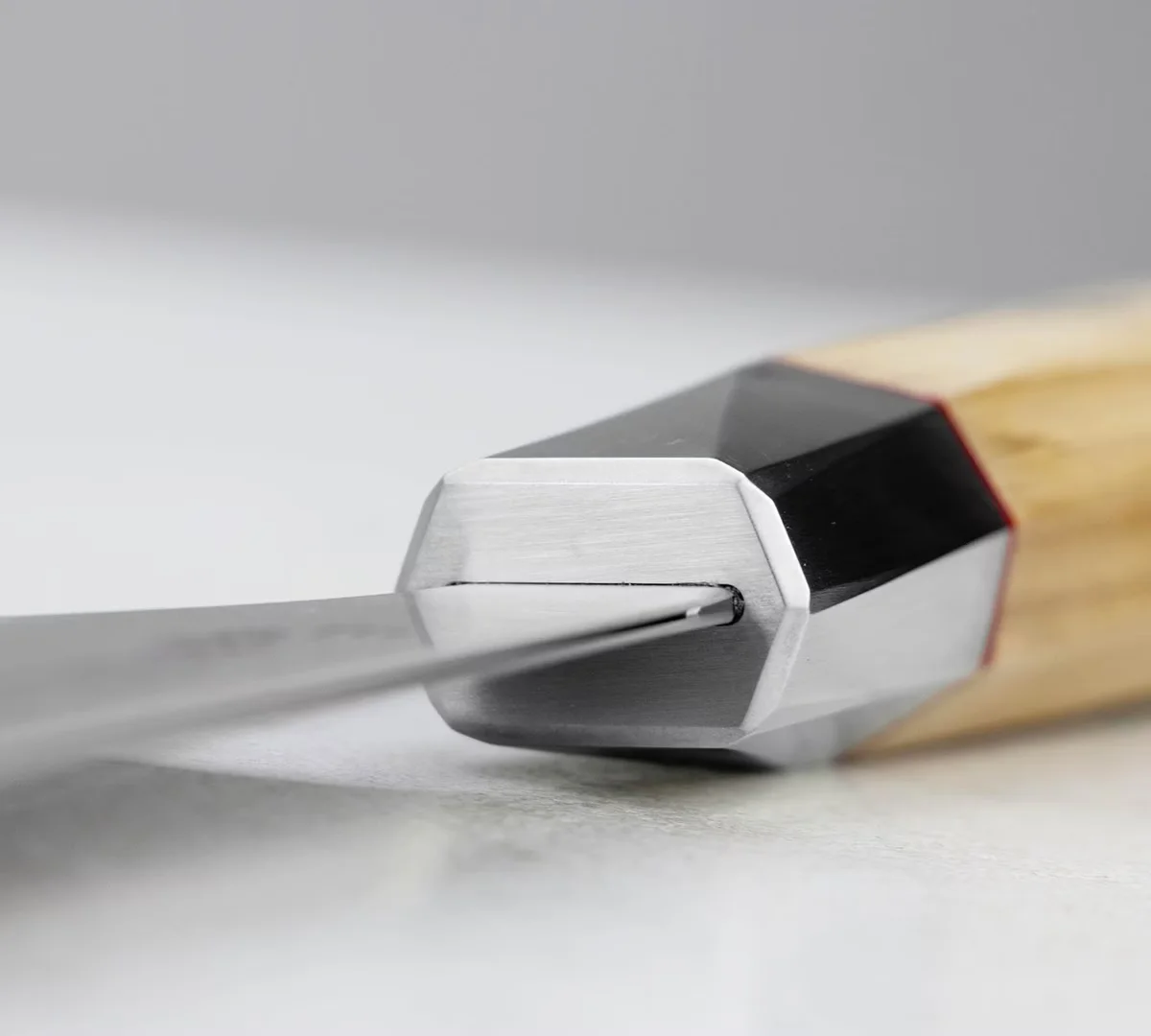 Mcusta Zanmai Beyond Aogami Super Nóż Santoku 18 cm — zdjęcie 10