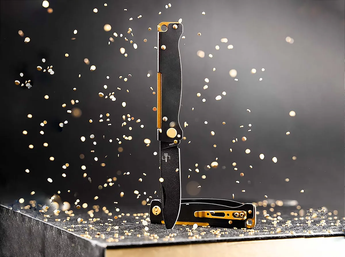 Nóż składany Böker Plus Atlas Black Stonewash Brass — zdjęcie 3