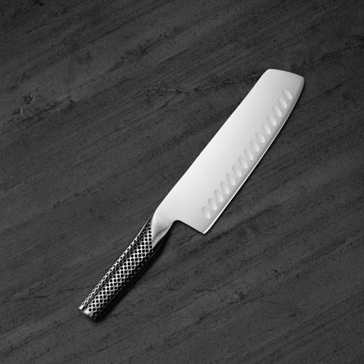 Global G-81 Nóż do warzyw Nakiri żłobiony 18 cm — zdjęcie 5