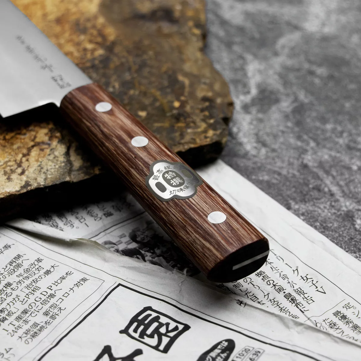 Kanetsune 1000 Shiro-2/SS Nóż Santoku 16,5 cm — zdjęcie 10