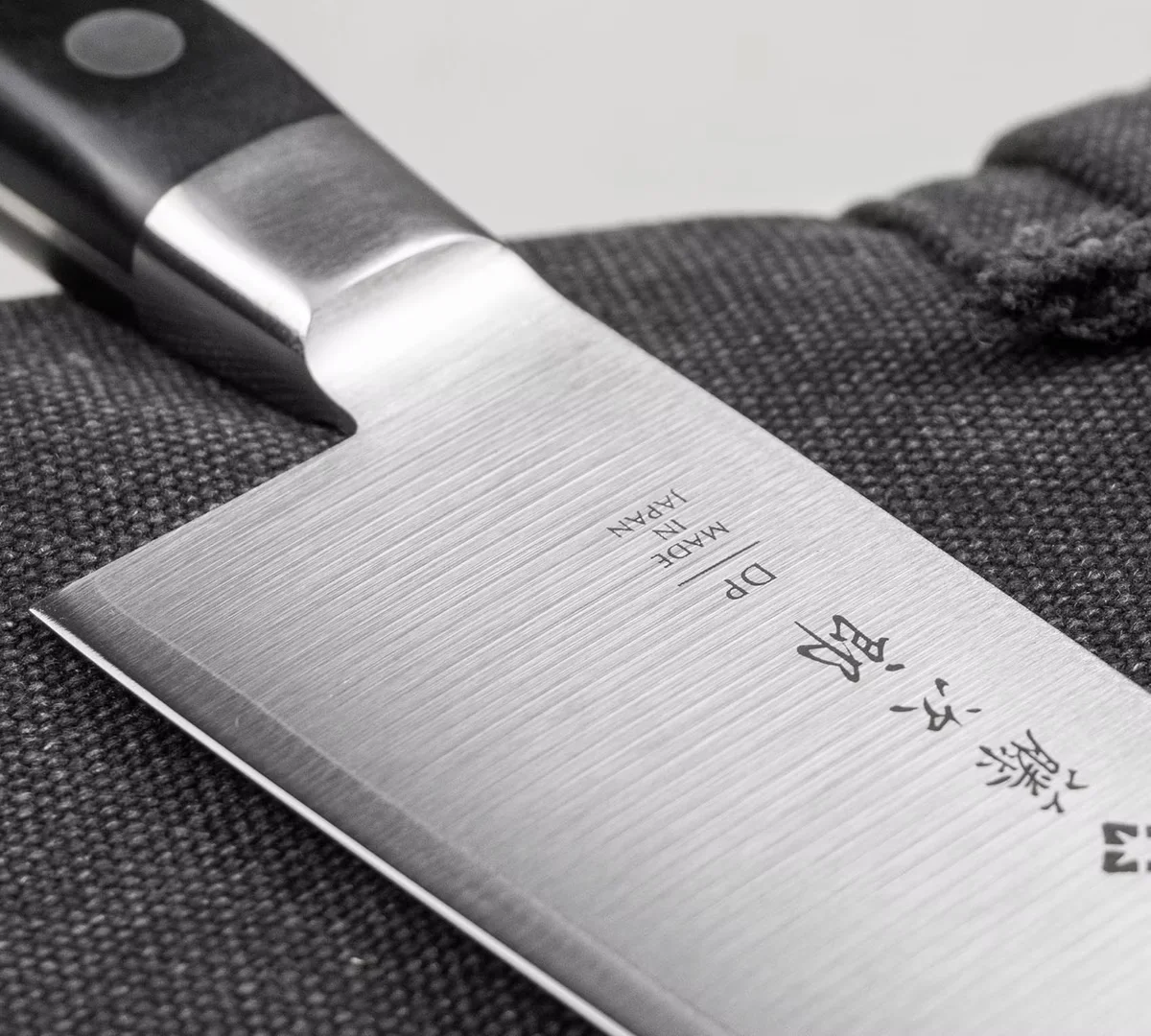 Tojiro Classic VG-10 Nóż Santoku 21 cm — zdjęcie 7