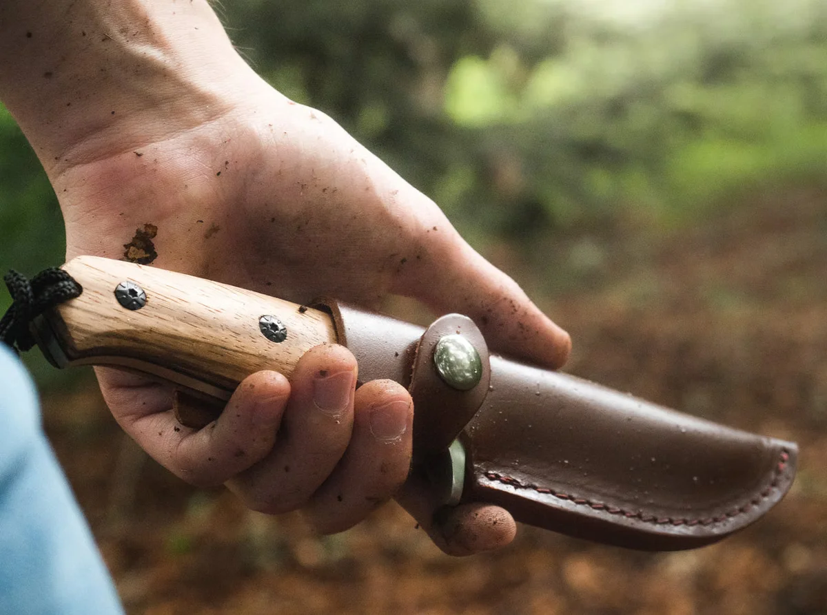 Nóż Boker Magnum Zebra Drop ze stali 440A, rękojeść drewno zebra, ostrze 11 cm — zdjęcie 7