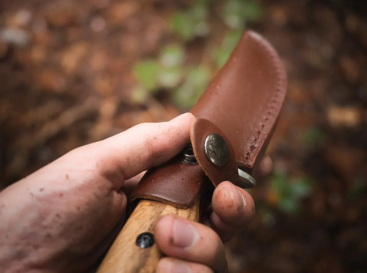 Nóż Boker Magnum Zebra Drop ze stali 440A, rękojeść drewno zebra, ostrze 11 cm — zdjęcie 8