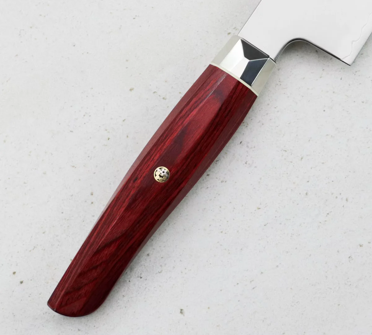 Mcusta Zanmai Red Revolution SPG2 Nóż Santoku 18 cm — zdjęcie 4