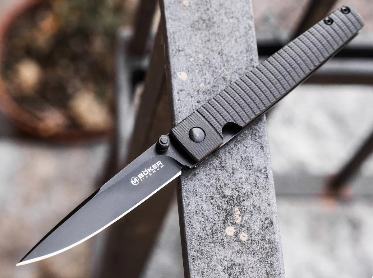Nóż Boker Magnum Stereo składany, stal 440A, rękojeść G10, czarny — zdjęcie 4