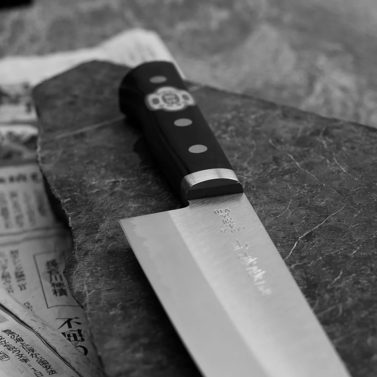 Kanetsune 3000 VG-10 Nóż Santoku 16,5 cm — zdjęcie 11