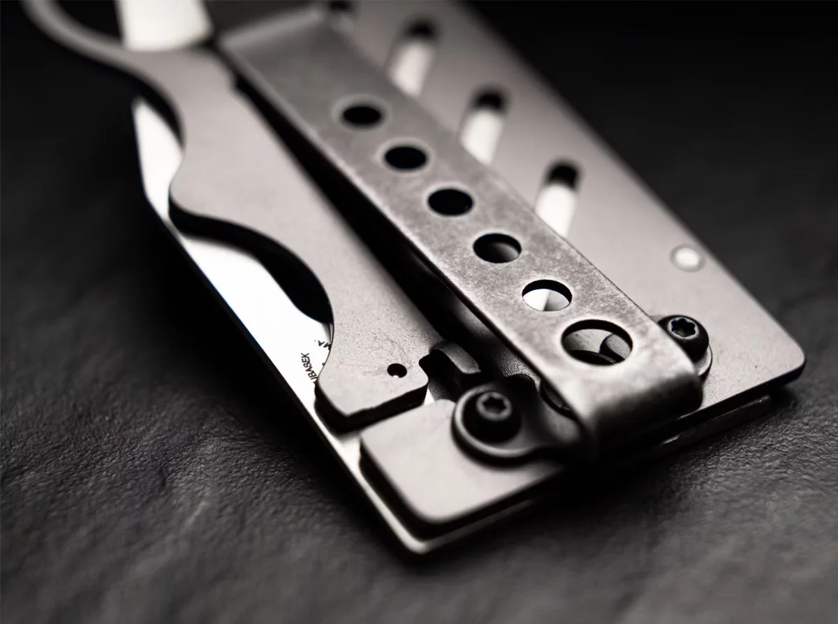 Böker Plus Credit Card Knife - Nóż Składany do Portfela — zdjęcie 5