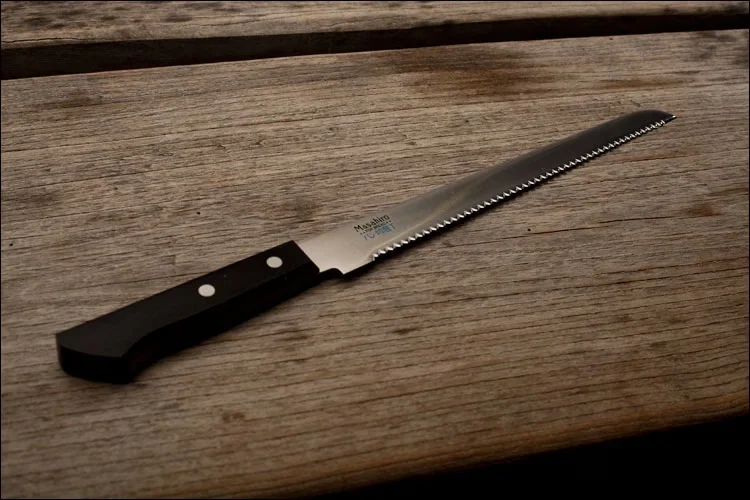 Masahiro BWH Nóż do chleba ząbkowany 24 cm — zdjęcie 4