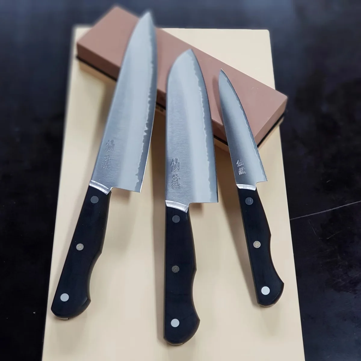 Suncraft SENZO ENTREE - Nóż Petty Uniwersalny 12 cm [EN-01] — zdjęcie 7
