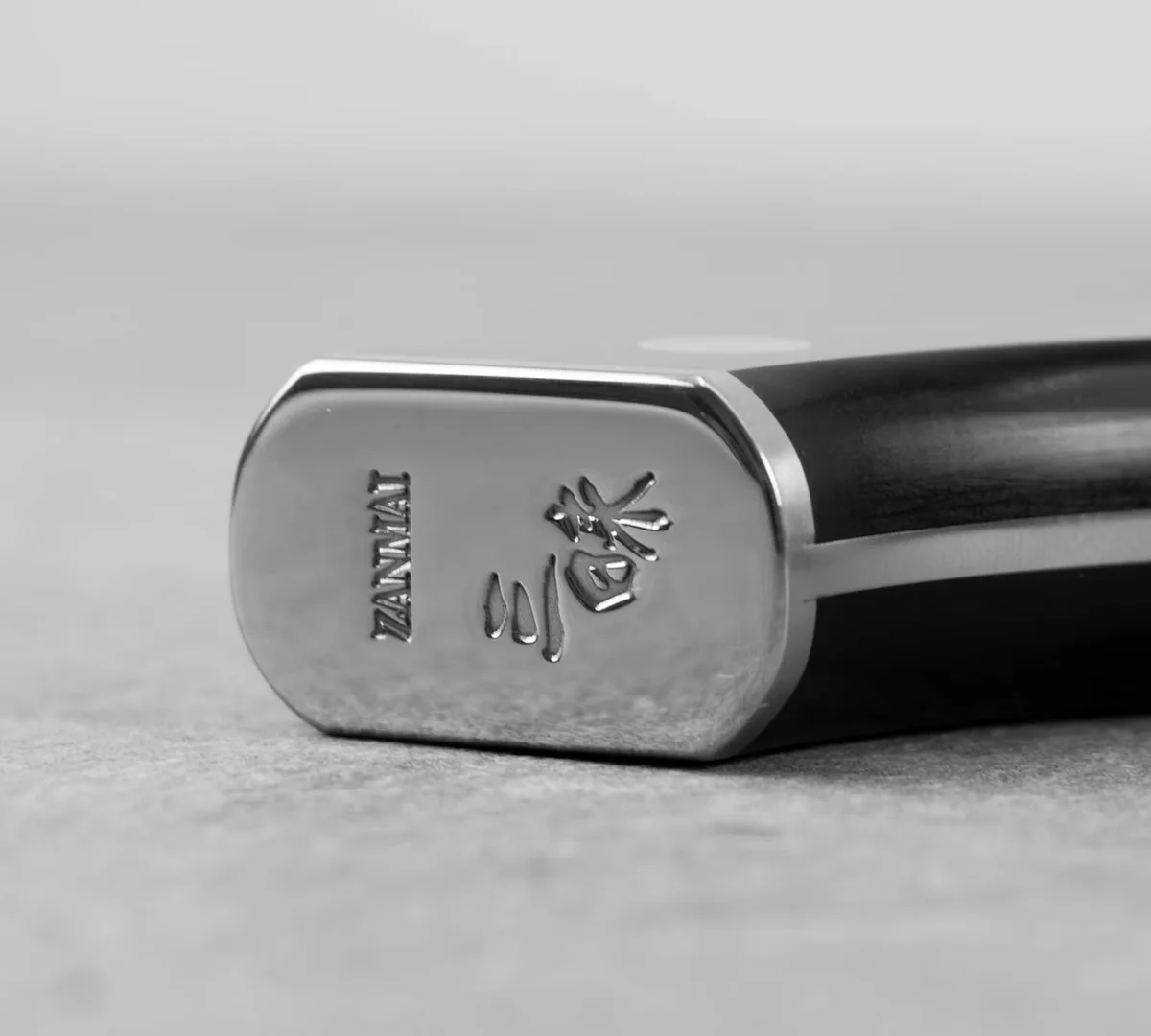 Mcusta Zanmai Classic Damascus VG-10 Pakka Nóż szefa 18 cm — zdjęcie 10