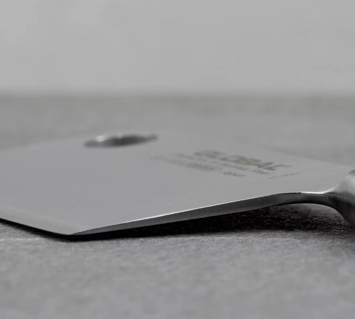Global GS-102 Mini tasak do sera i ziół 8 cm — zdjęcie 7