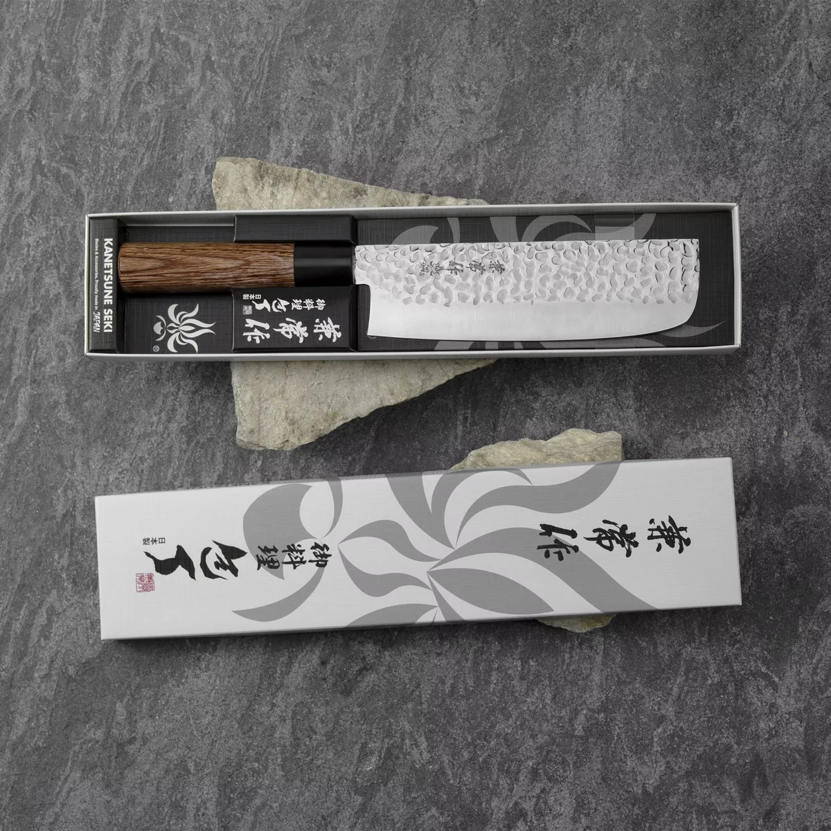Kanetsune Seki Nóż Nakiri 950 DSR-1K6 do Warzyw 16,5 cm — zdjęcie 2