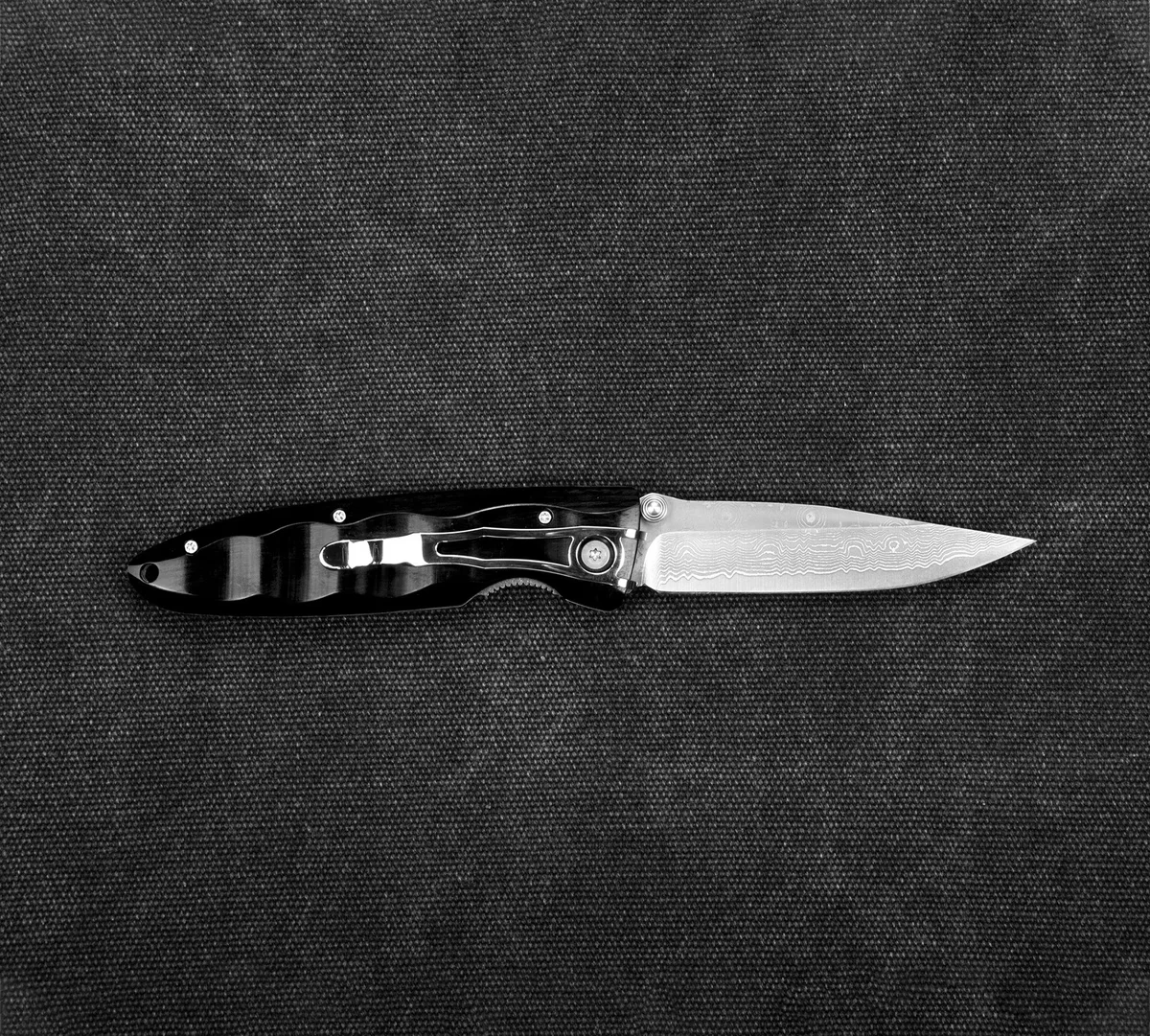 Mcusta Classic Wave Black Pakka Damascus VG-10 Nóż Składany 8,5 cm — zdjęcie 2