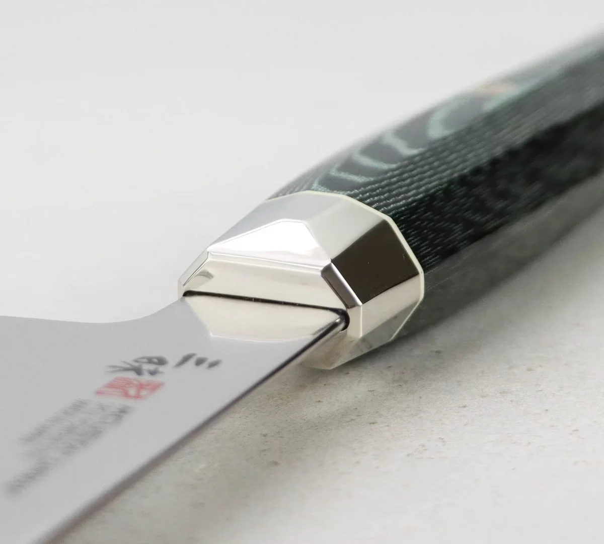Mcusta Zanmai Green Revolution Nóż Ko-Santoku ze stali SPG2, 15 cm — zdjęcie 9