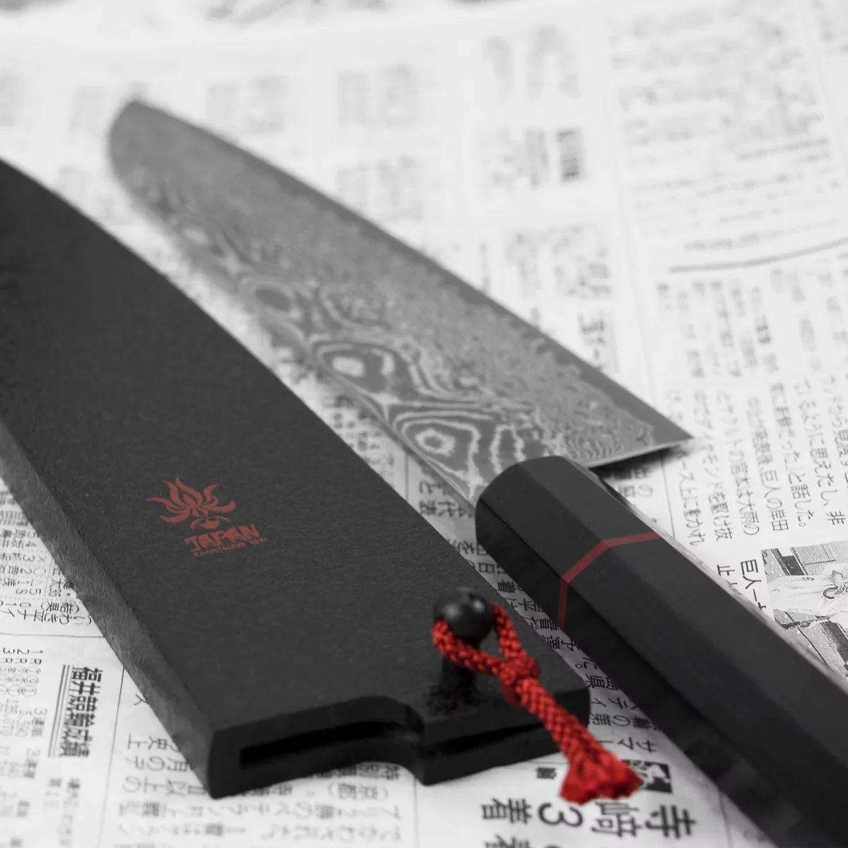 Kanetsune Namishibuki Nóż Santoku SG-2 18 cm z Saya — zdjęcie 9