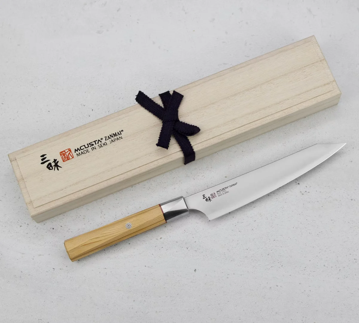 Mcusta Zanmai Beyond Aogami Super Nóż uniwersalny 15 cm — zdjęcie 4