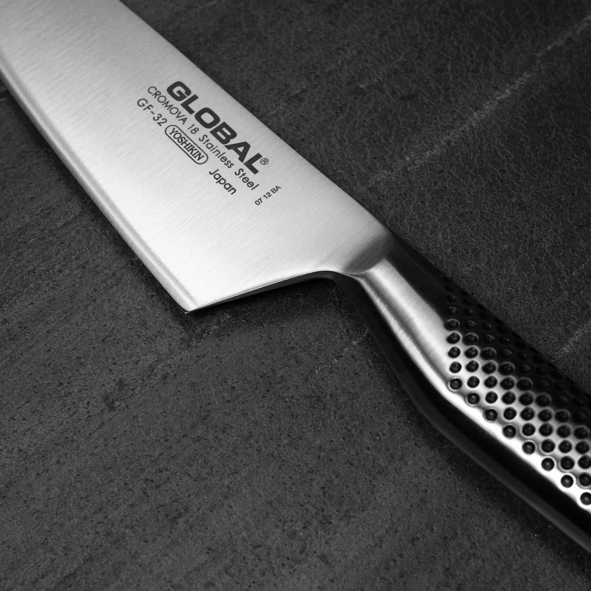 Global Europejski Nóż Szefa Kuchni 16 cm | GF-32 — zdjęcie 3