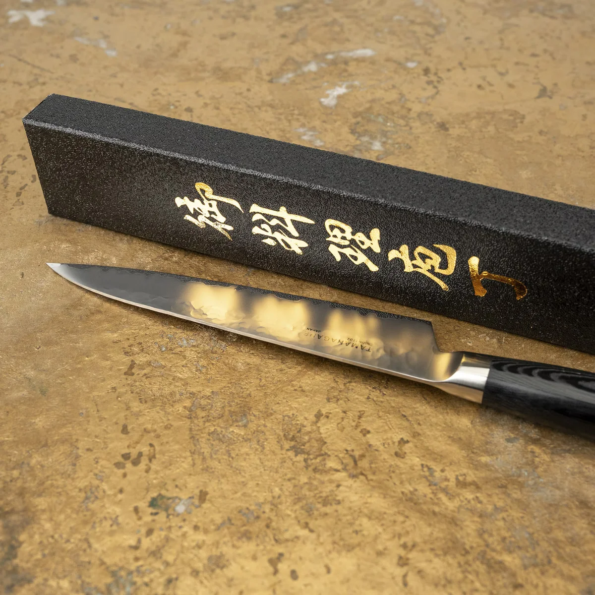 Tamahagane Tsubame Black VG-5 Nóż uniwersalny 15 cm — zdjęcie 4