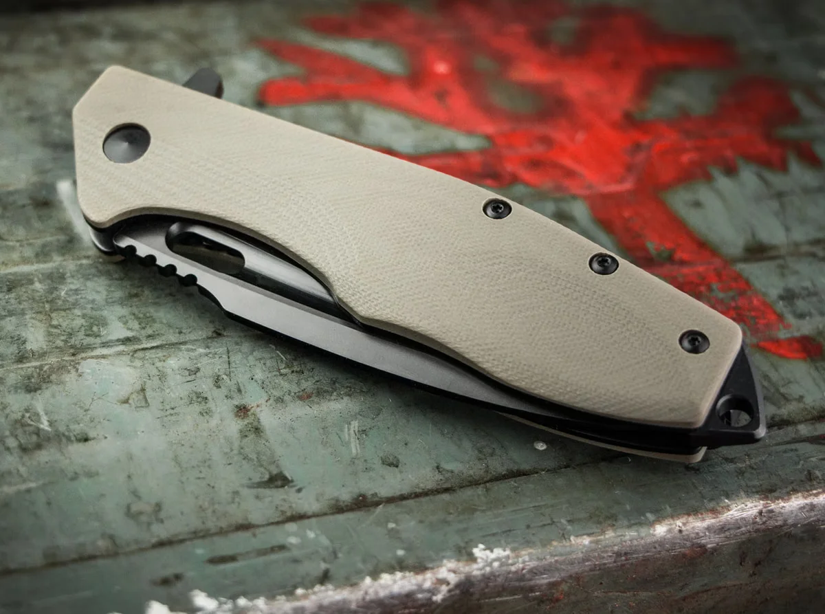Nóż składany Böker Plus Caracal Tactical — zdjęcie 4