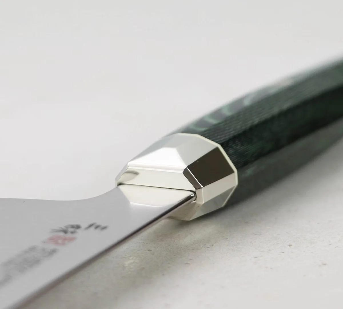 Mcusta Zanmai Green Revolution SPG2 Nóż Santoku 18 cm — zdjęcie 9