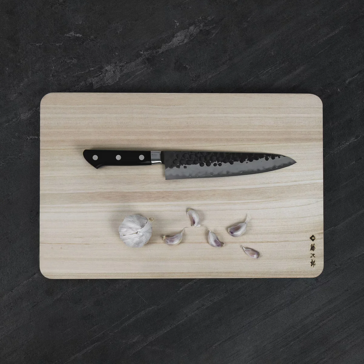 Tojiro Deska do krojenia z drewna paulownia 45x29x2 cm — zdjęcie 3