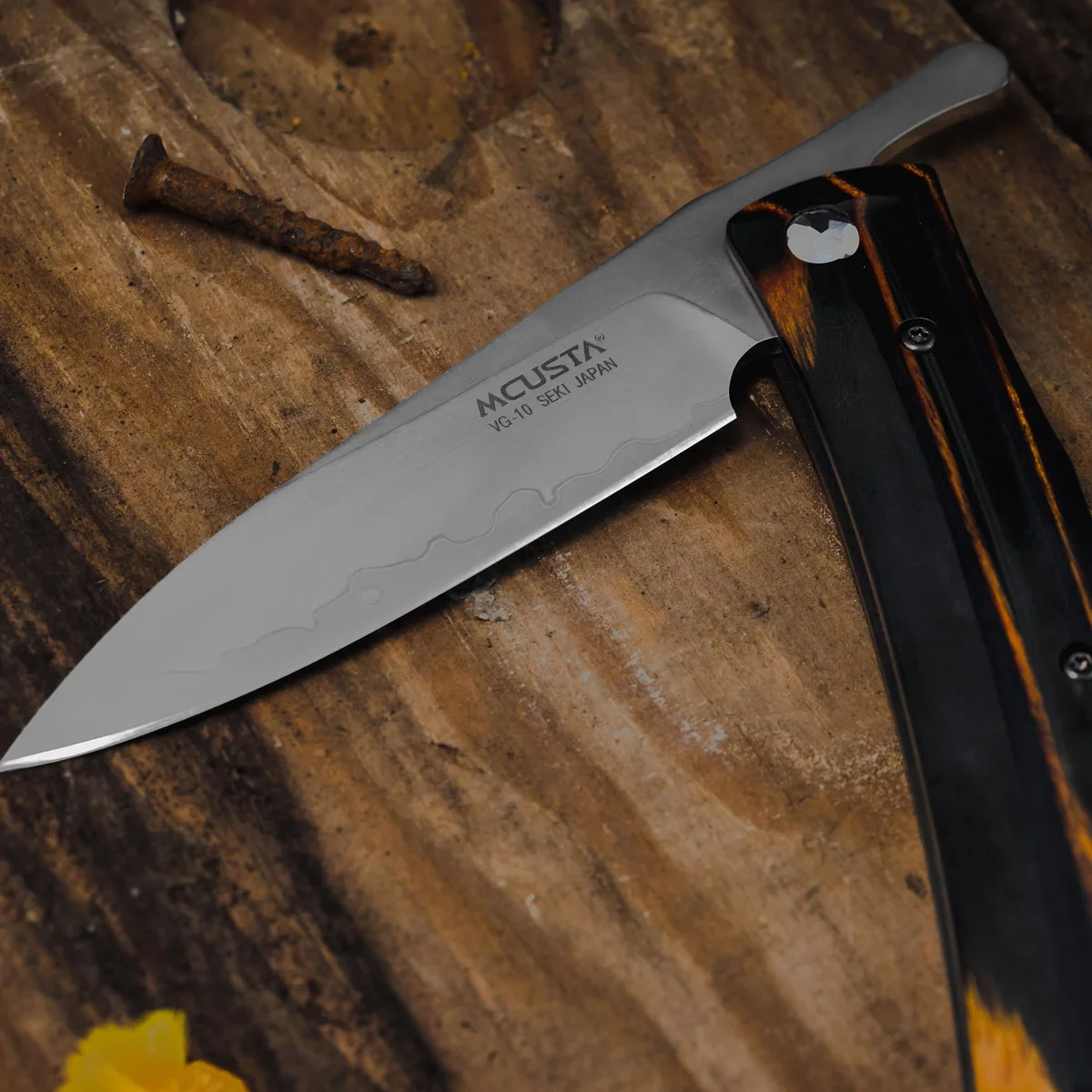 Mcusta Friction Folder Nóż Składany Czarno-Żółty VG-10 7,5 cm — zdjęcie 3