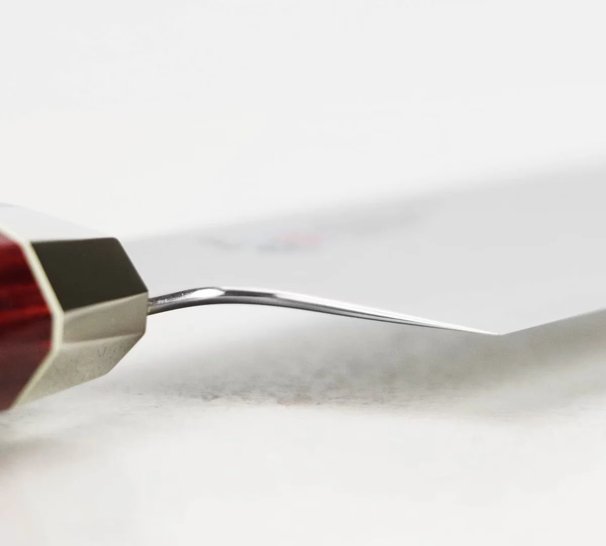 Mcusta Zanmai Red Revolution SPG2 Nóż Santoku 18 cm — zdjęcie 8