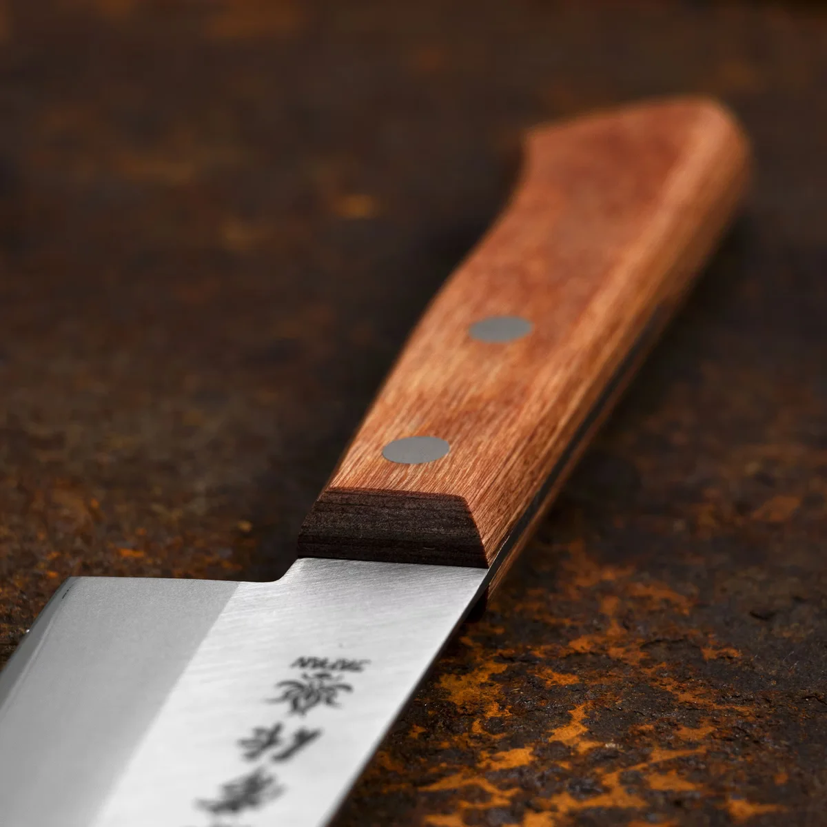 Kanetsune Seki 510 Shiro-2/SS Nóż Szefa Kuchni Gyuto 18 cm — zdjęcie 7