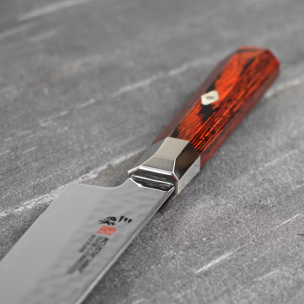 Mcusta Zanmai VG-10 Hammered Supreme Nóż Sujihiki 27 cm — zdjęcie 6