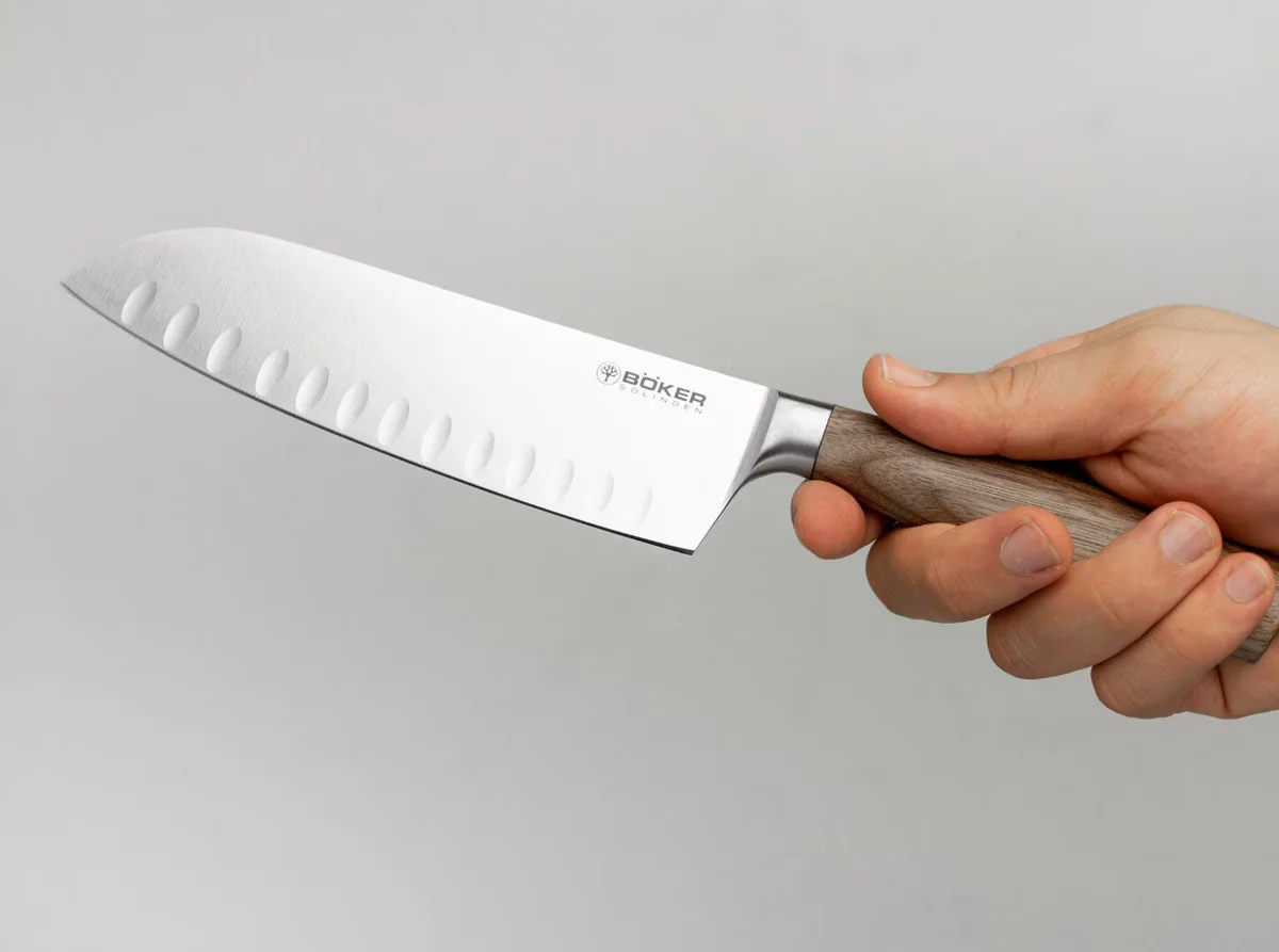 Nóż Santoku Boker Solingen Core Walnut z Kullenschliffem — zdjęcie 4
