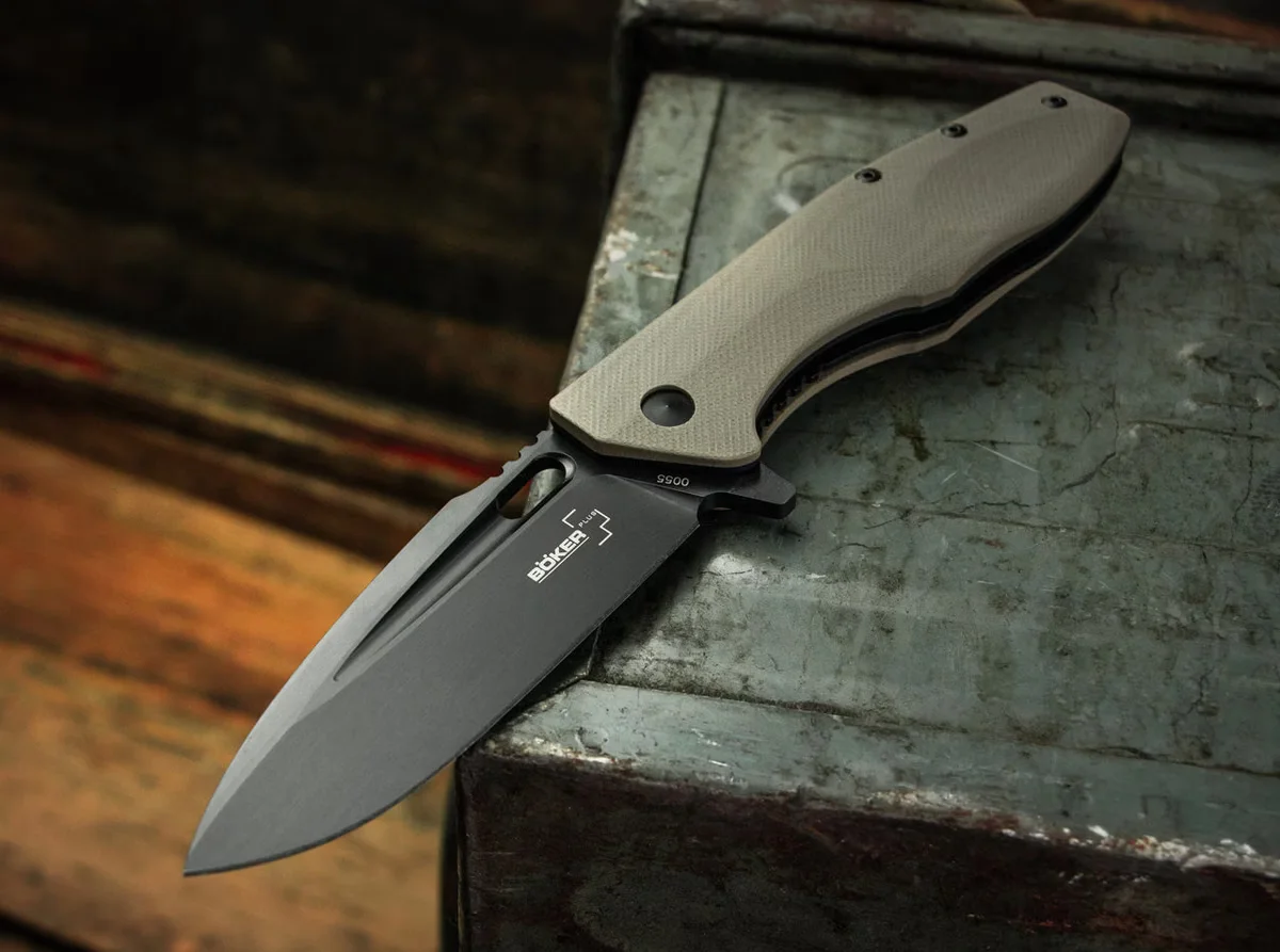 Nóż składany Böker Plus Caracal Tactical — zdjęcie 3