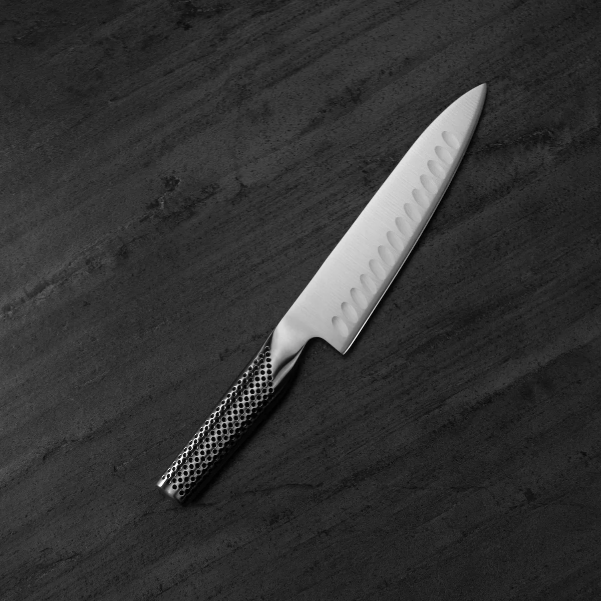 Nóż szefa kuchni żłobiony Global G-78, 18 cm — zdjęcie 5