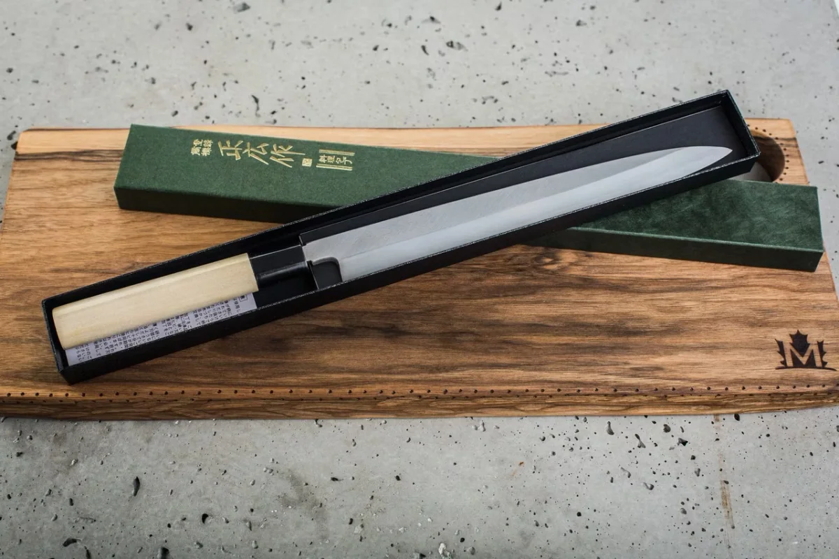 Nóż japoński Masahiro Bessen Yanagiba 24 cm — zdjęcie 4