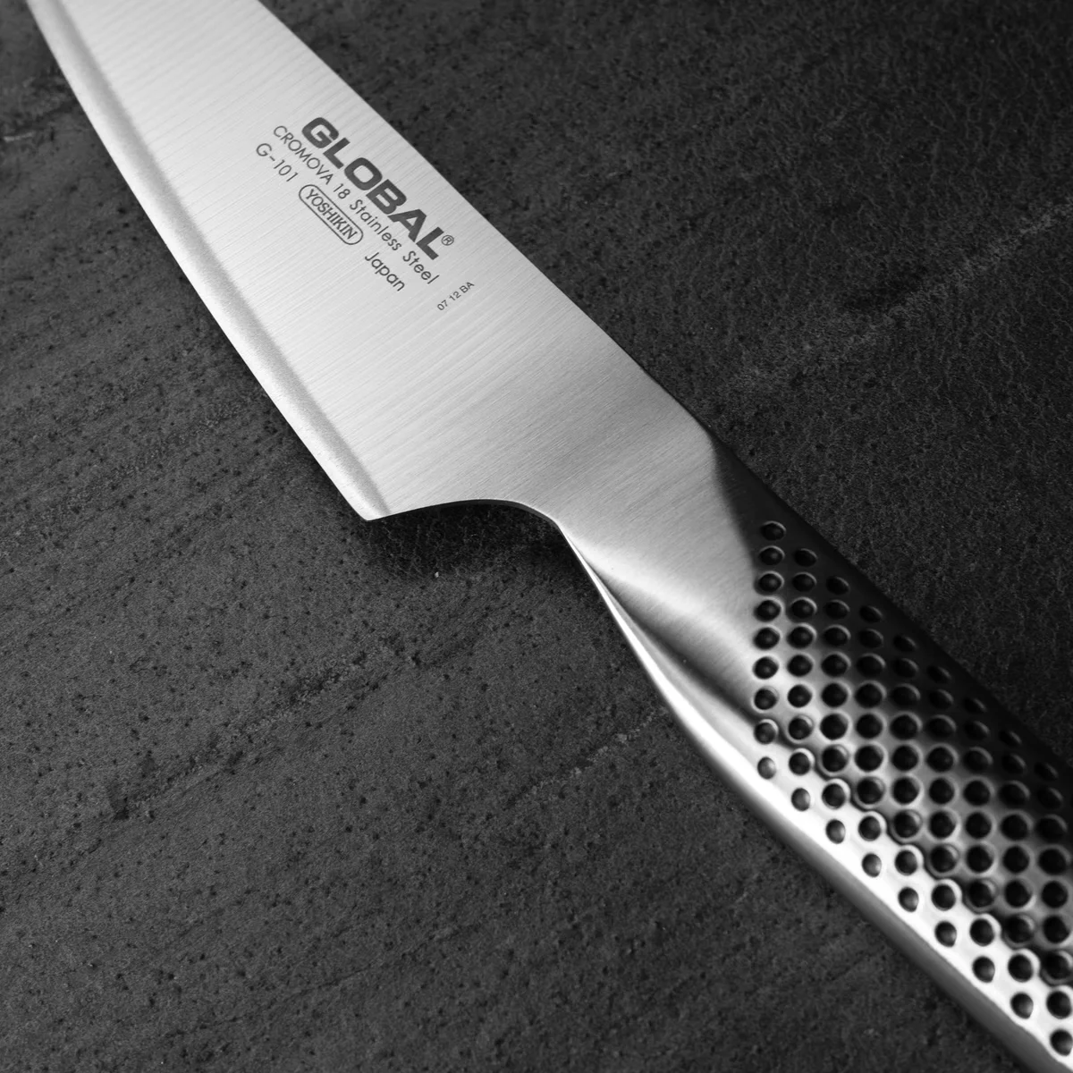 Global G-101 Nóż Szefa Kuchni, ostrze 13 cm — zdjęcie 4