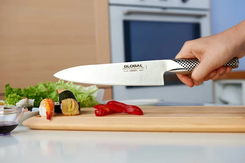 Global Nóż szefa kuchni G-55, ostrze 18 cm — zdjęcie 2