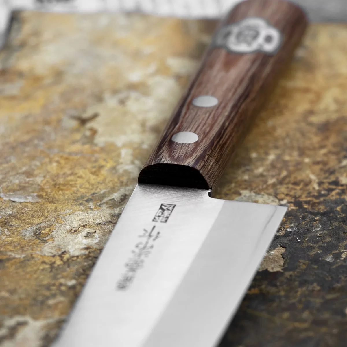 Kanetsune 1000 Shiro-2/SS Nóż Mini Santoku 14 cm — zdjęcie 8