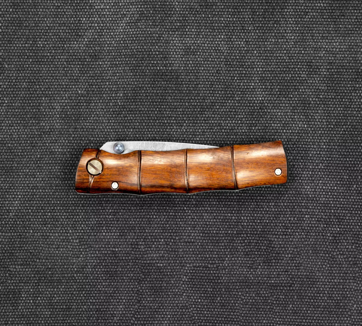 Mcusta Shinra Emotion Nóż składany Damascus VG-10 Ironwood 6.5 cm — zdjęcie 4